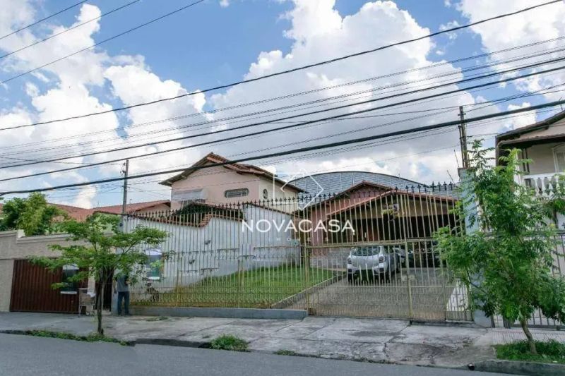 Casa em condomínio com 4 quartos — Itapoã, Belo Horizonte