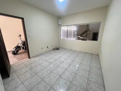 Casa com 3 Quartos à venda, 230m² no Vila Guaraciaba, Santo André