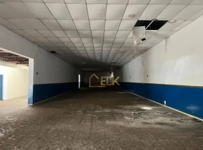 Galpão/Depósito/Armazém à venda, 728m² no Centro, Taubaté