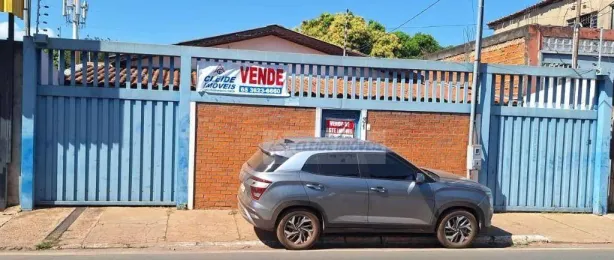 Imóvel Comercial com 3 Quartos à venda, 250m² no Centro-Sul, Várzea Grande