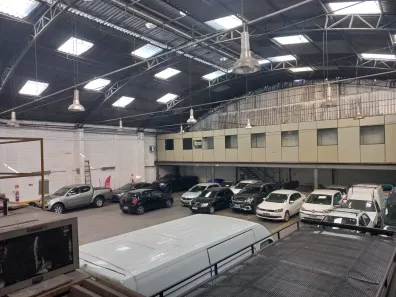 Galpão/Depósito/Armazém para venda ou aluguel, 876m² no Limão, São Paulo