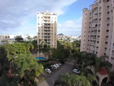 Apartamento com 2 Quartos para alugar, 70m² no Recreio dos Bandeirantes, Rio de Janeiro
