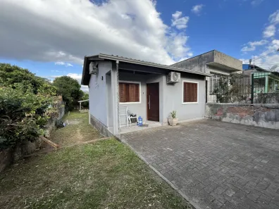 Casa com 2 Quartos à venda, 46m² no Camaquã, Porto Alegre
