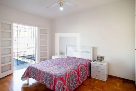 Casa com 3 Quartos à venda, 200m² no Jardim das Acácias, São Paulo