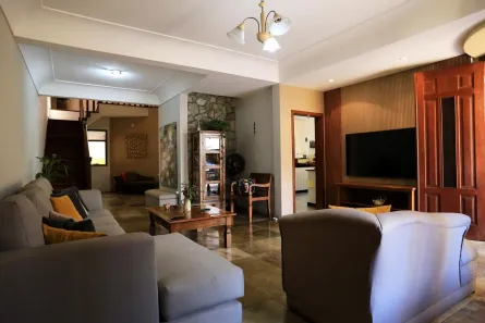 Casa com 4 Quartos à venda, 456m² no Cachoeirinha, Belo Horizonte