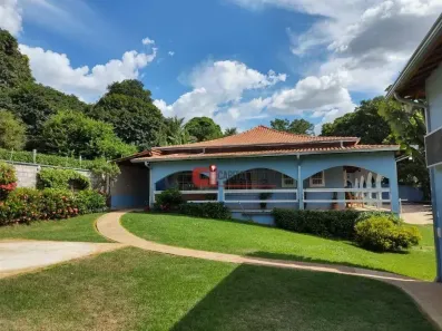 Casa com 3 Quartos à venda, 390m² no Loteamento São Pedro, Jaguariúna