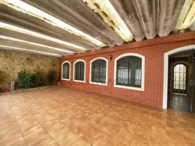 Casa com 3 Quartos à venda, 138m² no Vila Bertioga, São Paulo