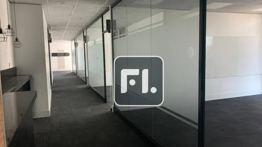 Sala Comercial para venda ou aluguel, 326m² no Alphaville Centro Industrial e Empresarial/Alphaville., Barueri