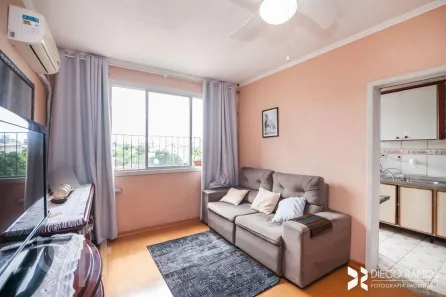 Apartamento com 2 Quartos à venda, 58m² no Vila Ipiranga, Porto Alegre