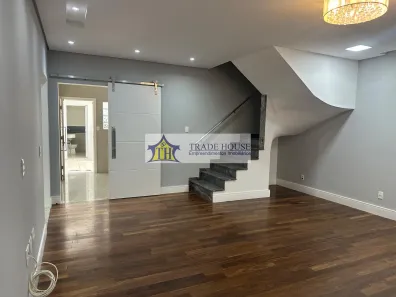 Casa com 3 Quartos para alugar, 270m² no Vila Vera, São Paulo