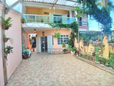 Casa com 4 Quartos à venda, 300m² no Massaguaçu, Caraguatatuba