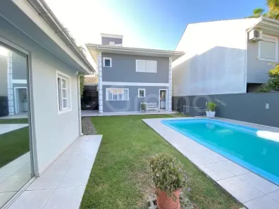 Casa com 5 Quartos à venda, 240m² no Santa Mônica, Florianópolis