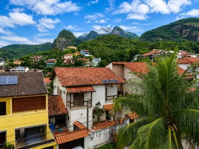 Casa de Condomínio com 7 Quartos para venda ou aluguel, 500m² no Anil, Rio de Janeiro