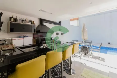 Sobrado com 3 Quartos para alugar, 255m² no Silveira, Santo André