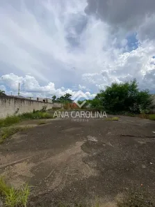 Lote/Terreno à venda, 600m² no Canelas, Montes Claros