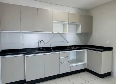 Apartamento com 2 Quartos para alugar, 90m² no Vila Lalau, Jaraguá do Sul
