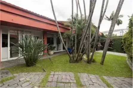 Casa com 3 Quartos à venda, 300m² no Vila Progredior, São Paulo