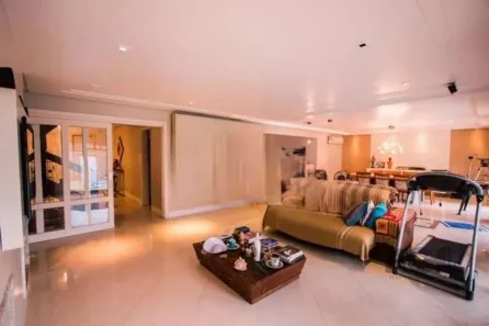 Casa com 5 Quartos para alugar, 400m² no Jardim Carvalho, Porto Alegre