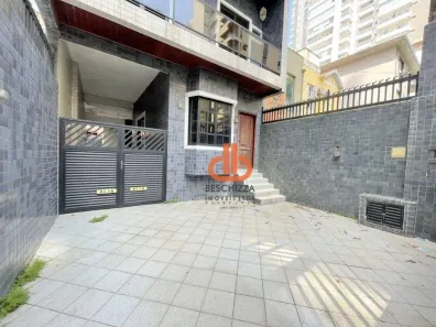 Sobrado com 4 Quartos à venda, 190m² no Gonzaga, Santos