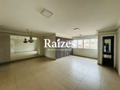 Apartamento com 4 Quartos para alugar, 142m² no Fundinho, Uberlândia
