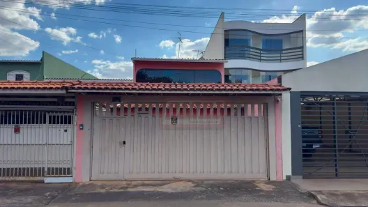 Casa com 7 Quartos à venda, 321m² no Cruzeiro Velho, Brasília