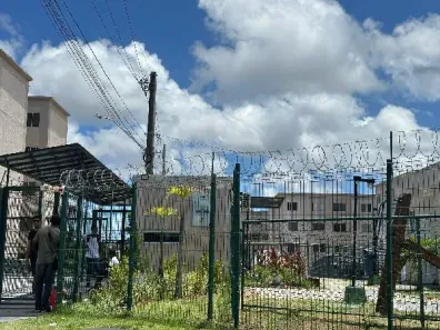Apartamento com 2 Quartos à venda, 40m² no Areia Branca, Salvador