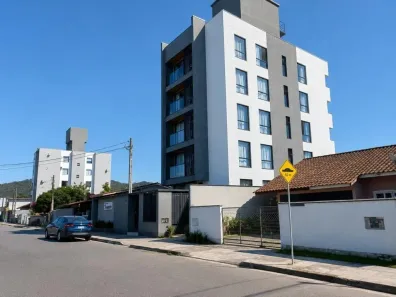 Apartamento com 2 Quartos à venda, 56m² no Aventureiro, Joinville