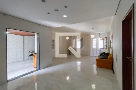 Casa com 4 Quartos à venda, 256m² no Santa Amélia, Belo Horizonte