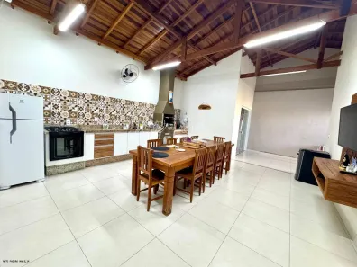 Casa com 3 Quartos à venda, 193m² no Jardim Florença, Marília