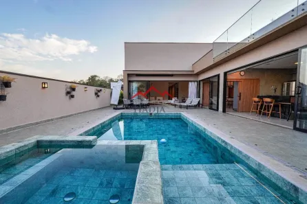 Casa com 3 Quartos à venda, 365m² no Jardim das Samambaias, Jundiaí