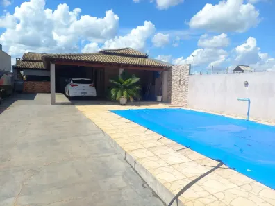 Casa com 3 Quartos à venda, 220m² no Residencial Park Bora, Mendonça