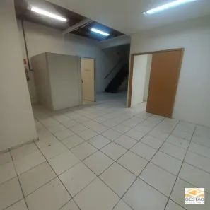 Ponto Comercial para alugar, 140m² no Santa Efigênia, Belo Horizonte
