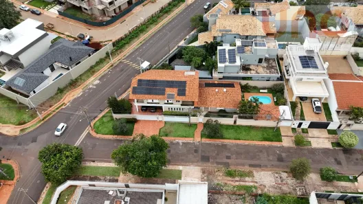 Casa com 4 Quartos à venda, 472m² no Vila Miguel Couto, Campo Grande