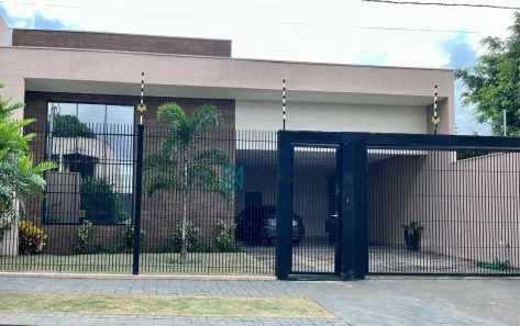 Casa com 3 Quartos à venda, 214m² no Jardim Canadá, Maringá