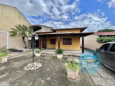 Casa com 4 Quartos à venda, 293m² no Parque Hotel, Araruama
