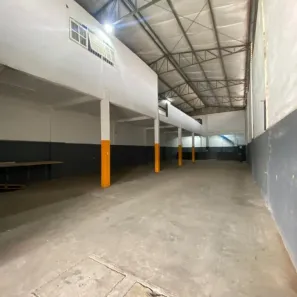 Galpão/Depósito/Armazém à venda, 500m² no Cidade Aracilia, Guarulhos