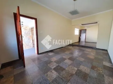 Sobrado com 4 Quartos à venda, 165m² no Taquaral, Campinas