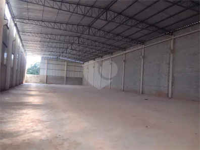 Galpão/Depósito/Armazém para alugar, 1600m² no Jardim Primavera, Salto de Pirapora