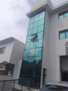 Sala Comercial para alugar, 47000m² no Jardim da Glória, Cotia