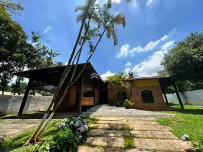 Fazenda/Sítio com 4 Quartos à venda, 245m² no Los Álamos, Vargem Grande Paulista