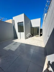 Casa com 3 Quartos à venda, 55m² no Jardim Olímpico, Montes Claros