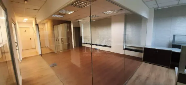 Sala Comercial para alugar, 325m² no Vila Olímpia, São Paulo