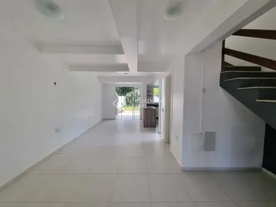 Casa com 3 Quartos para alugar, 131m² no Espírito Santo, Porto Alegre