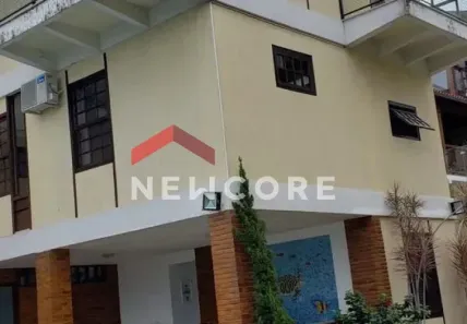 Casa de Condomínio com 5 Quartos à venda, 460m² no Camboinhas, Niterói
