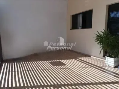 Casa com 3 Quartos para alugar, 220m² no Jardim das Nações, Taubaté