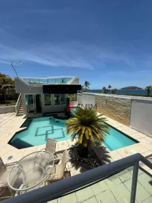 Casa com 5 Quartos à venda, 682m² no Camboinhas, Niterói