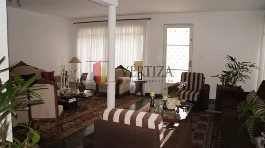 Casa com 3 Quartos à venda, 210m² no Jardim América, São Paulo