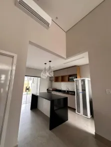 Casa de Condomínio com 3 Quartos para alugar, 145m² no Ponta Negra, Manaus