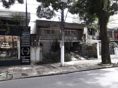 Casa com 4 Quartos à venda, 500m² no Nazaré, Belém