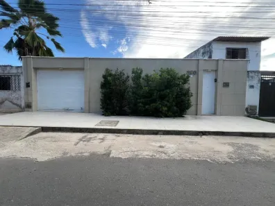 Sobrado com 4 Quartos à venda, 30m² no Parque Dois Irmãos, Fortaleza